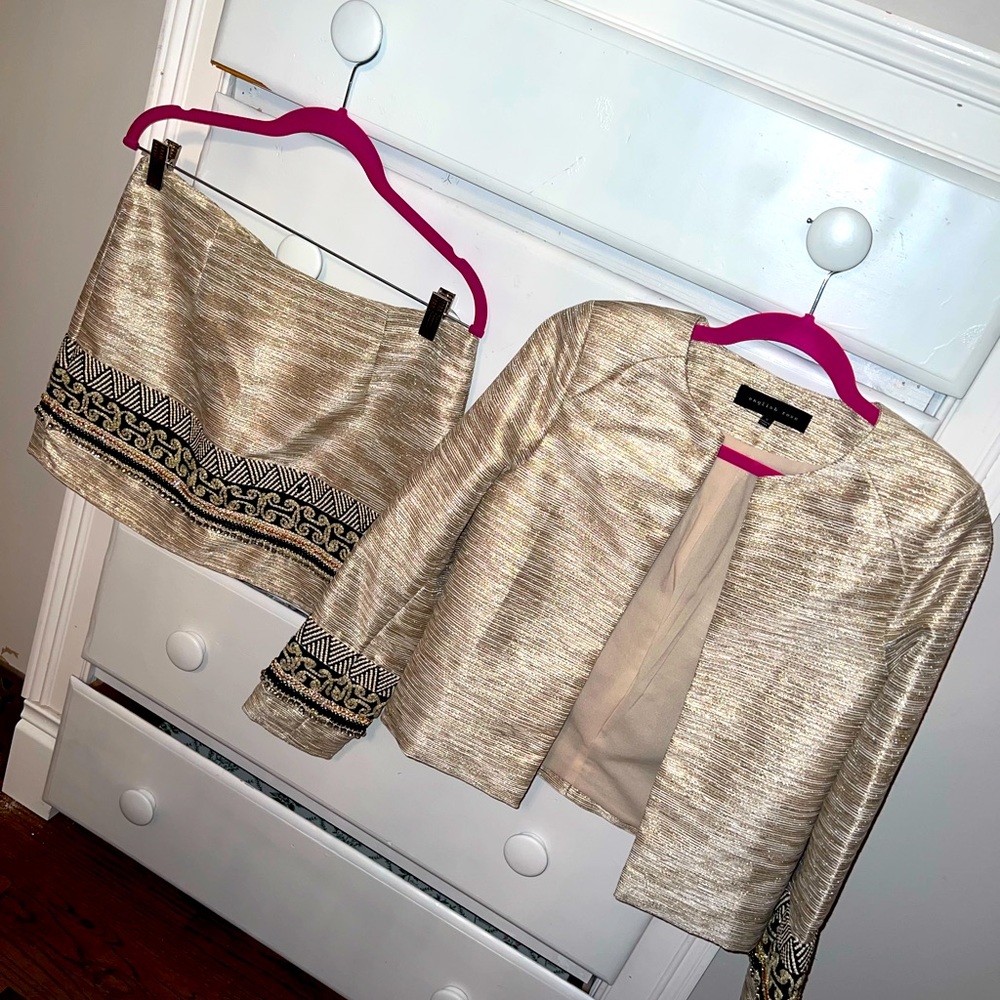 English rose Skirt and jacket set
